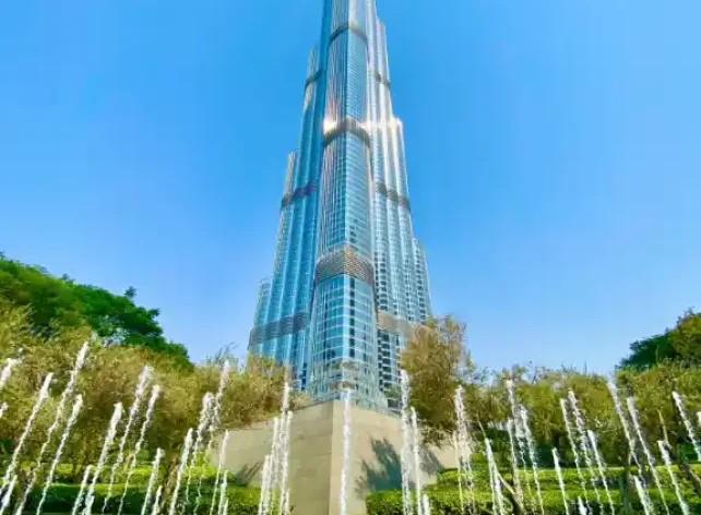 The best way to explore the tallest structure in the world Convenient ticket choices are available for the Burj Khalifa. Standard ticket deals are available to the 124th and 125th floors' At the Top Observation Deck.