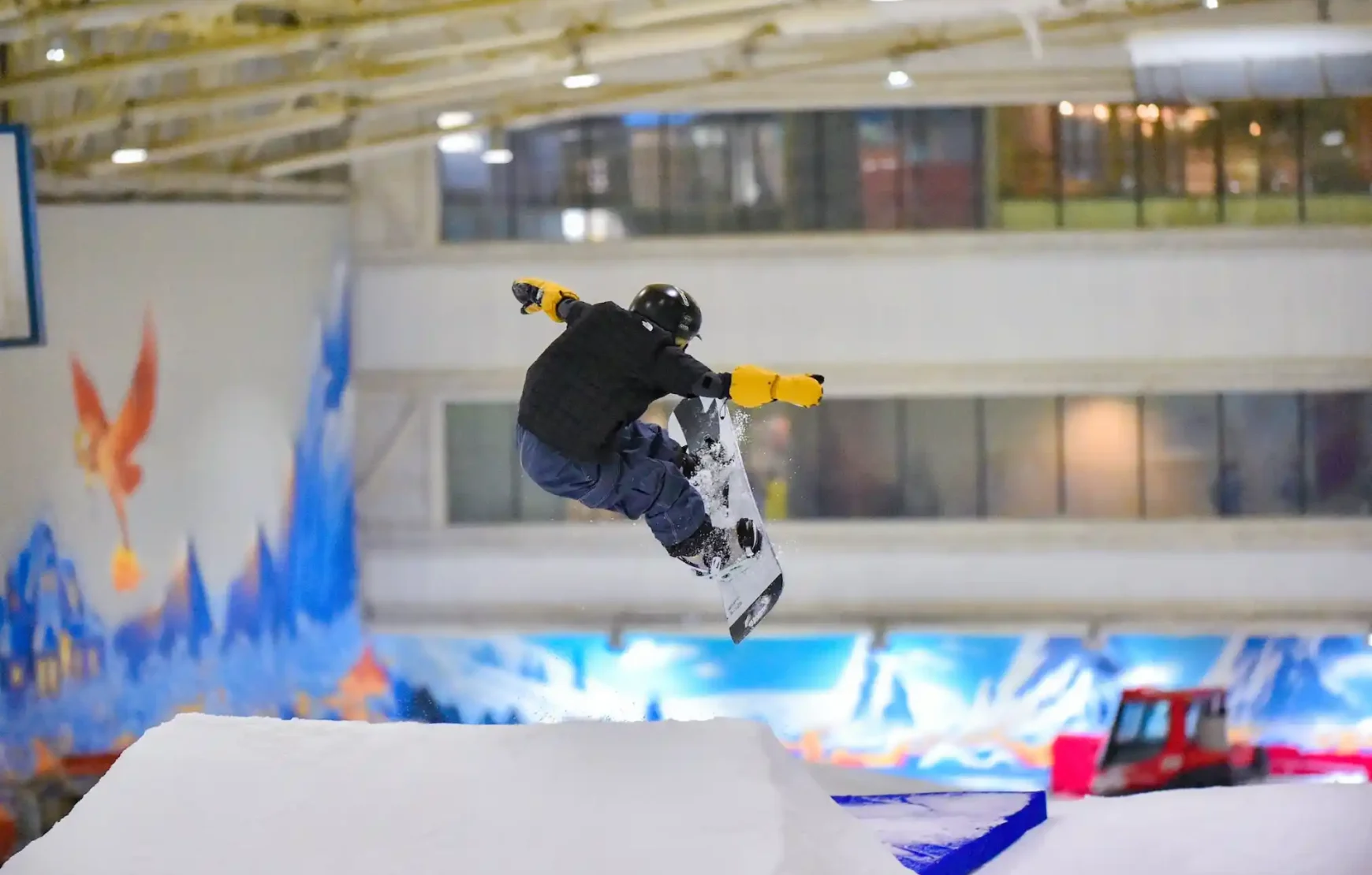 Snow Park – Ski Dubai With a 22,500 square meter indoor ski area, it is a ski resort. The park is maintained at a temperature of between -1 to -4 Celsius all year long. It is a section of Dubai, United Arab Emirates' Mall of the Emirates, one of the largest shopping complexes in the world. Snow Park – Ski Dubai With a 22,500 square meter indoor ski area, it is a ski resort. The park is maintained at a temperature of between -1 to -4 Celsius all year long. It is a section of Dubai, United Arab Emirates' Mall of the Emirates, one of the largest shopping complexes in the world.