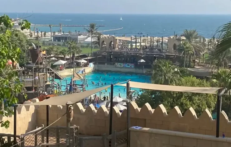 With full-day access to Wild Wadi Waterpark, you can enjoy 12 acres of aquatic adventures at Wild Wadi Waterpark. You can find all the fun in the sun, whether you're looking for heart-pounding thrills or calm pools.