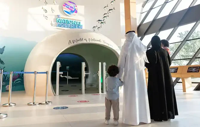 The National Aquarium Abu Dhabi is one of the biggest aquarium in the region and contains 46,000 marine animals spread across 10 zones. The largest aquarium in the Middle East, measuring 9000 square meters, was created on an epic scale. Book your tickets online to the National Aquarium Abu Dhabi and discover the fascinating marine life.