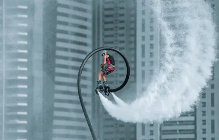 Flyboarding Dubai is an unforgettable experience. One of the most popular water sports in Dubai is flyboarding, which is drawing more people to the city in search of an unrivaled level of excitement and adventure. You can perform tricks like a backflip while flying like Superman above Dubai's ocean. Flyboarding Dubai is a 20-minute experience foot-mounted board that looks like a powered wakeboard.