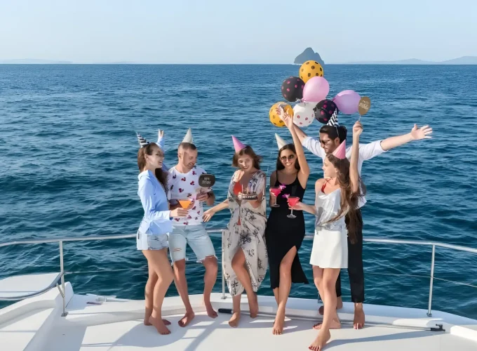 Birthday Dubai Yacht Rental luxury yacht tour charter 1