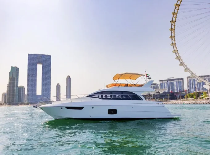 luxury yacht rental dubai 13