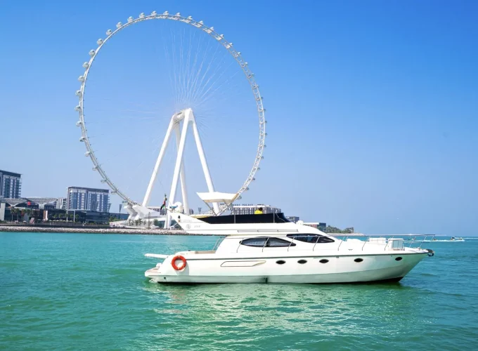 luxury yacht rental dubai 19
