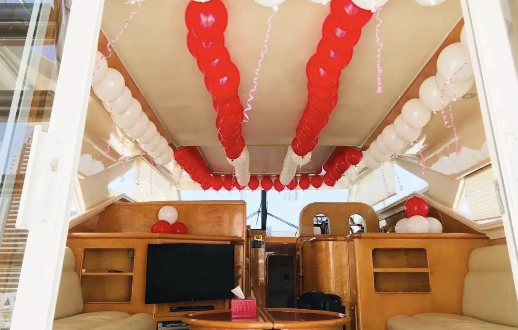 yacht decoration balloons 1